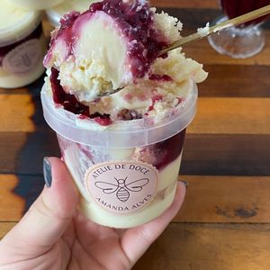 imagem do produto Ninho com geleia de frutas vermelhas 