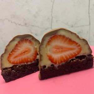 imagem do produto bombrownie morango