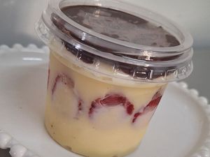 imagem do produto Bombom aberto de morango