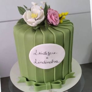 imagem do produto Bolo em pasta americana 