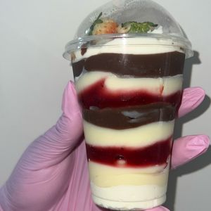 imagem do produto Ninho com geleia de morango 