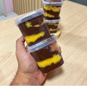 imagem do produto Bolo no pote cenoura com brigadeiro 
