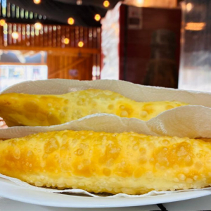imagem do produto Pastel de chocolate branco c/queijo