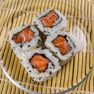 imagem do produto Uramaki Salmão (08 UNIDADES) 