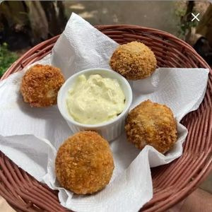 imagem do produto BOLINHO DE CUPIM COM QUEIJO