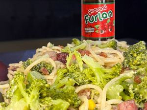 imagem do produto Macarrão na chapa - Brócolis com Calabresa + Refrigerante 2lt