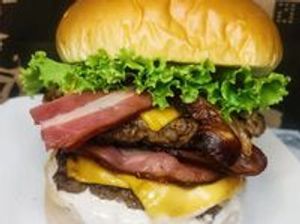 imagem do produto Mc Food Feliz cheddar e Bacon Salada 