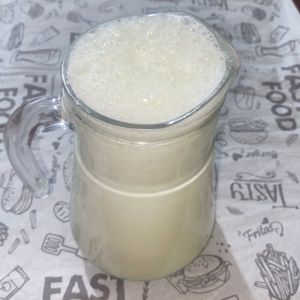 imagem do produto Suco de limão com leite e gelo