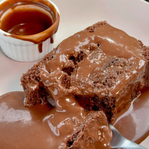 imagem do produto Fatia de Bolo Gelado de Brigadeiro de Chocolate