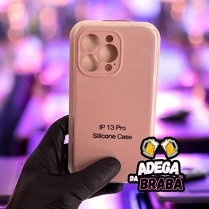 imagem do produto Capa aveludada IPhone 13 Pro - Nude sem logo