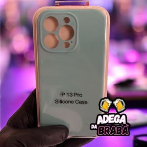 imagem do produto Capa aveludada IPhone 13 Pro - Azul Bebê sem logo