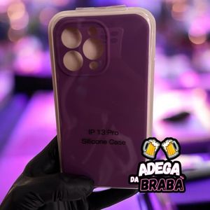 imagem do produto Capa aveludada IPhone 13 Pro - Roxo sem logo