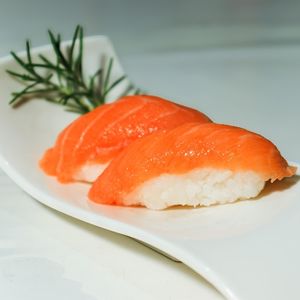 imagem do produto Niguiris Salmão (2 unidades)
