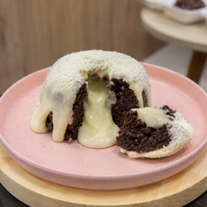imagem do produto Bolo vulcão individual - Chocolate com Ninho