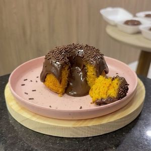 imagem do produto Bolo Mini Vulcão - Cenoura
