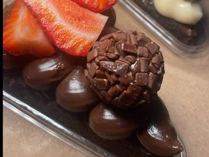 imagem do produto Fatia Brownie - Brigadeiro com Morango