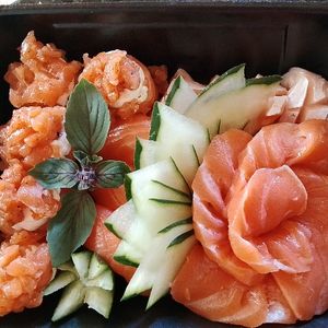 imagem do produto Combinado de salmão 15 pçs