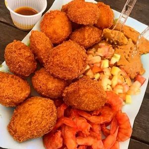 imagem do produto kit com 12 bolinhos