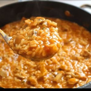 imagem do produto arroz de frango ão molho Rose