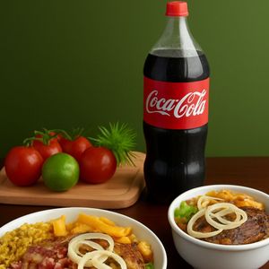 imagem do produto 2 marmitas e 1 coca 2l