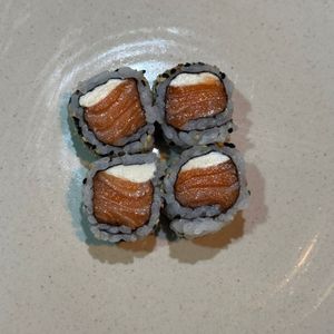 imagem do produto Uramaki salmão Filadélfia (4 unidades)
