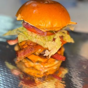 imagem do produto Two Burguer Bacon + 1 batata p