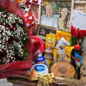 imagem do produto Cesta café da manhã com Buque