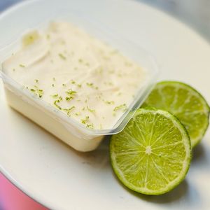 imagem do produto BomBom aberto de limão