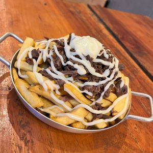 imagem do produto FRITAS COSTELA DESFIADA E QUEIJO