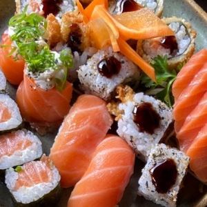 imagem do produto Tokyo Solo - 18 peças 🍣