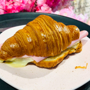 imagem do produto Croissant de presunto e queijo