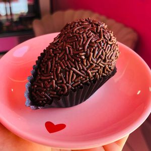 imagem do produto Coxinha de Morango com brigadeiro
