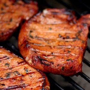 imagem do produto Bisteca ao molho barbecue ( congelada )