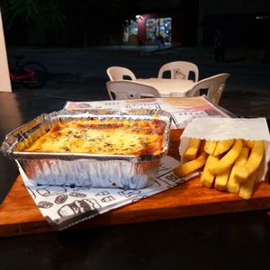 imagem do produto Lasanha de Frango 400g + batata frita