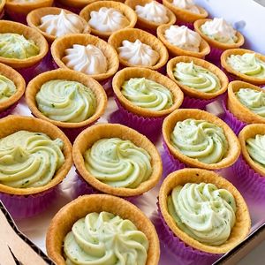 imagem do produto Canapés  meio cento