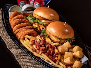 imagem do produto Barca Família + 02 Refrigerantes 350ml