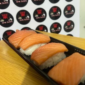 imagem do produto Nigiri de Salmão (4 unidades)