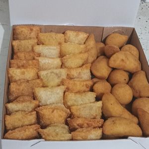 imagem do produto 25 SALGADOS DE FESTA 20G + 25 MINI-PASTEIS