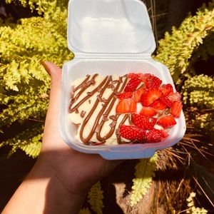 imagem do produto bolo ninho nutella e morango 