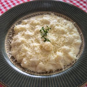 imagem do produto Nhoque Artesanal ao Molho Bechamel