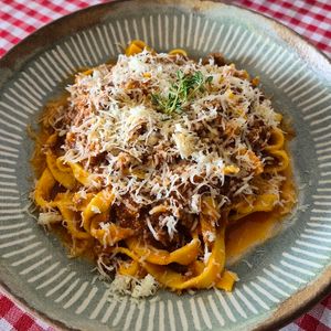 imagem do produto Talharim Artesanal ao Molho Bolonhesa