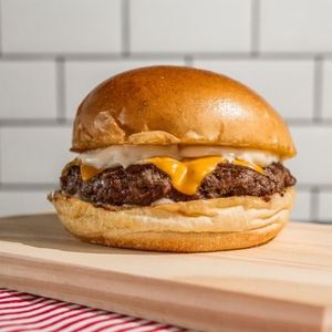 imagem do produto X burguer de bacon com frango 