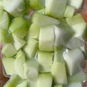 imagem do produto Chuchu em cubos.