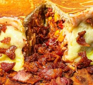 imagem do produto Hot dog bacon purê e queijo.Pao 24 cm