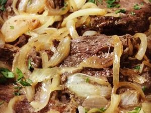 imagem do produto Bife acebolado