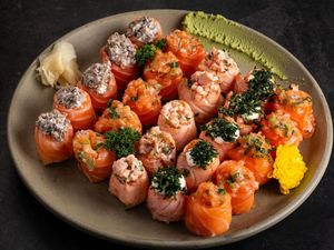 imagem do produto Combo Jyo salmão misto ( 25 peças )