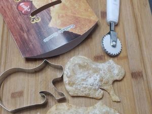 imagem do produto Pastel doce Capivarinha de leite Ninho  11 x 7 cm(Unidade)