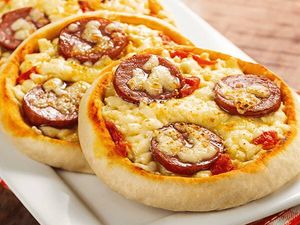 imagem do produto Mini pizza de calabresa