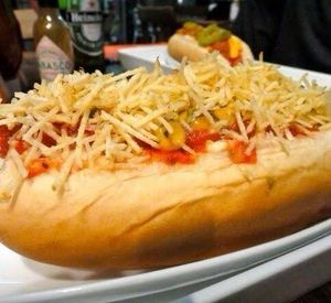 imagem do produto Cachorro-quente completo com purê