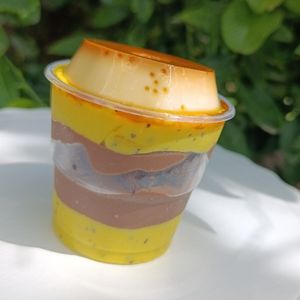 imagem do produto Copudim de Maracujá e brigadeiro